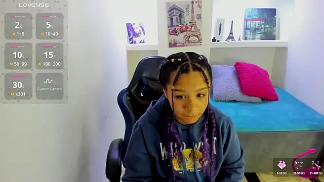 Snapshot of Charis_21 chatting on 09.26.25 Charis 21 online show from 09.26.25