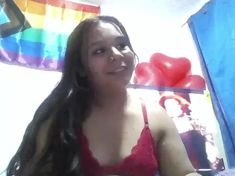Snapshot of Charis_21 chatting on 05.20.26 Charis 21 online show from 05.20.26