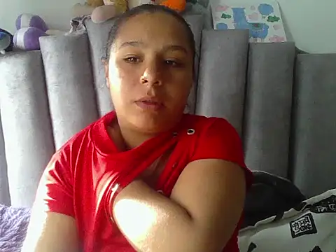 Snapshot of Charis_21 chatting on 05.25.26 Charis 21 online show from 05.25.26