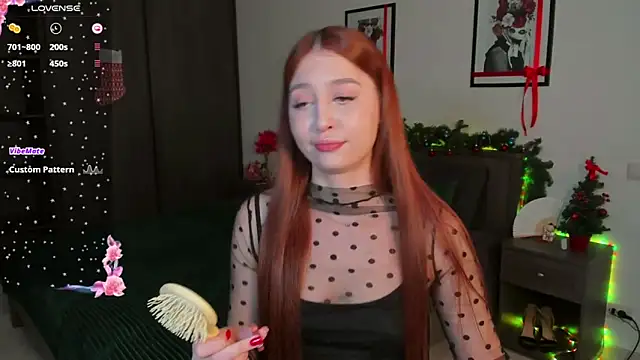 Snapshot of EleanorePeach chatting on 12.29.24 EleanorePeach online show from 12.29.24