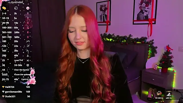 Snapshot of EleanorePeach chatting on 01.01.25 EleanorePeach online show from 01.01.25