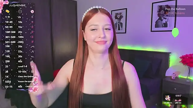 Snapshot of EleanorePeach chatting on 02.19.25 EleanorePeach online show from 02.19.25