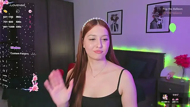 Snapshot of EleanorePeach chatting on 02.20.25 EleanorePeach online show from 02.20.25