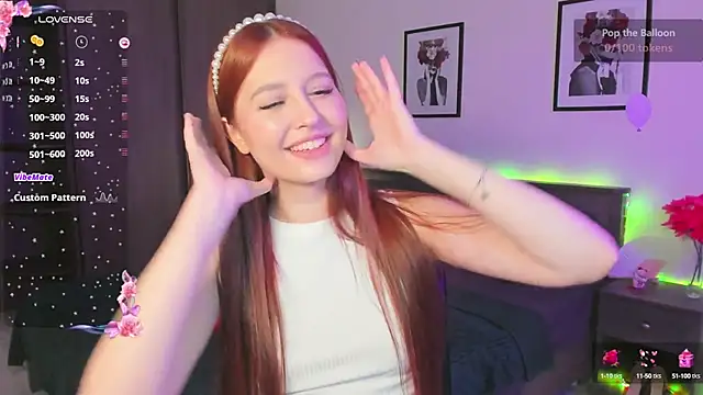 Snapshot of EleanorePeach chatting on 02.20.25 EleanorePeach online show from 02.20.25