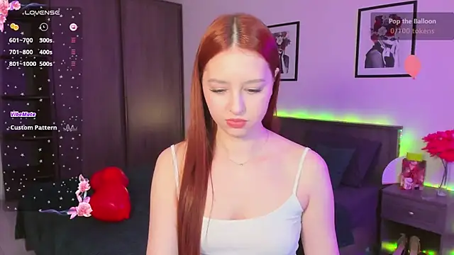 Snapshot of EleanorePeach chatting on 02.27.25 EleanorePeach online show from 02.27.25