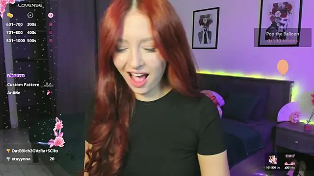 Snapshot of EleanorePeach chatting on 10.06.25 EleanorePeach online show from 10.06.25