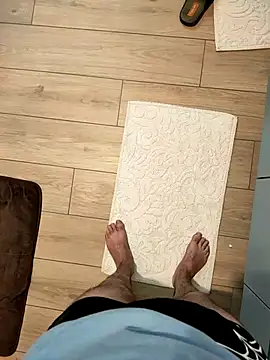 Ouram 81 online show from 03.14.25