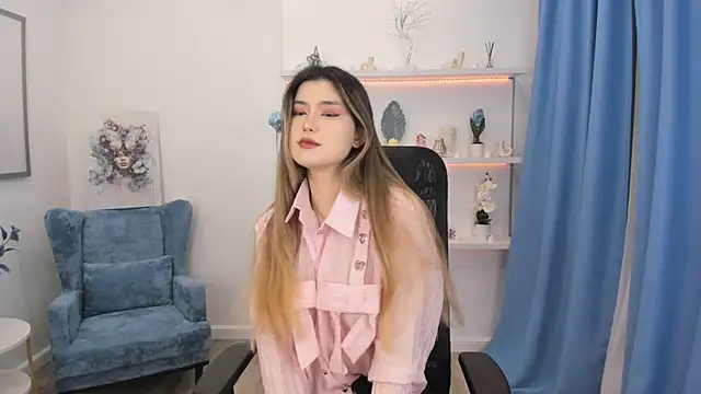 AnneTLi online show from 10.15.25