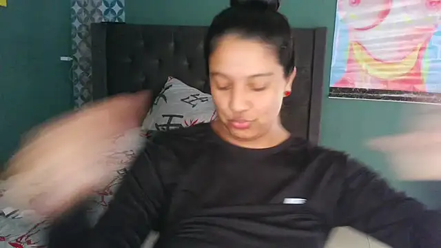 almaswan1 online show from 11.07.25