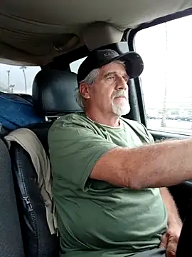 Snapshot of TTolbert chatting on 03.07.25 TTolbert online show from 03.07.25