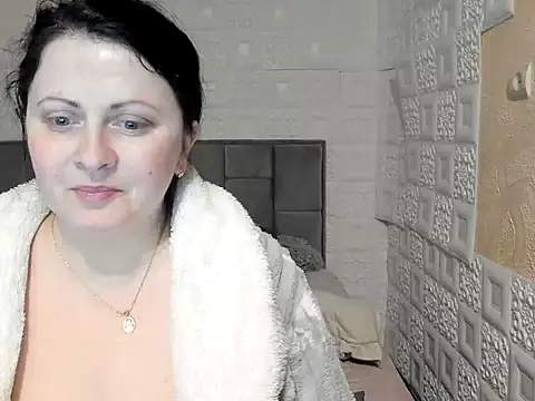 Lillian2 online show from 03.22.25