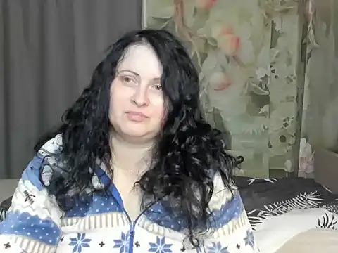 Snapshot of Lillian2 chatting on 04.29.26 Lillian2 online show from 04.29.26