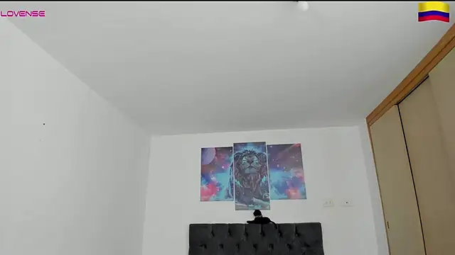 Snapshot of Louis_marley__ chatting on 12.17.24 Louis marley online show from 12.17.24