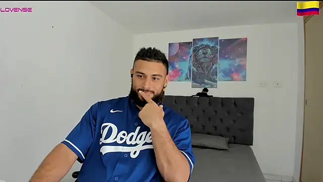 Snapshot of Louis_marley__ chatting on 12.29.24 Louis marley online show from 12.29.24