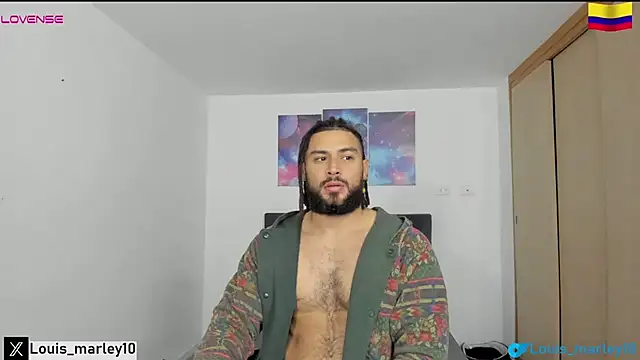 Snapshot of Louis_marley__ chatting on 01.02.25 Louis marley online show from 01.02.25