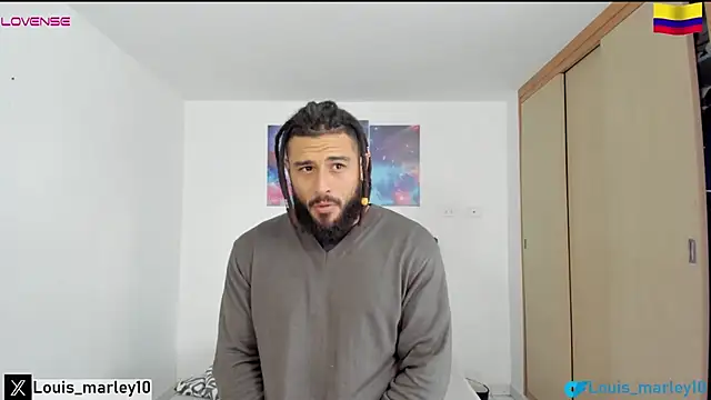 Snapshot of Louis_marley__ chatting on 01.06.25 Louis marley online show from 01.06.25