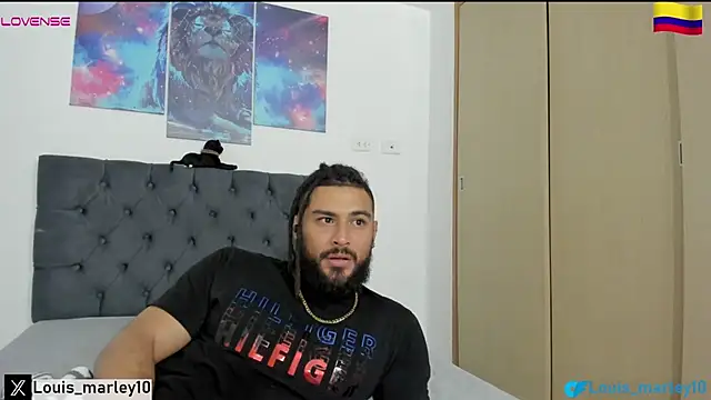 Snapshot of Louis_marley__ chatting on 01.06.25 Louis marley online show from 01.06.25