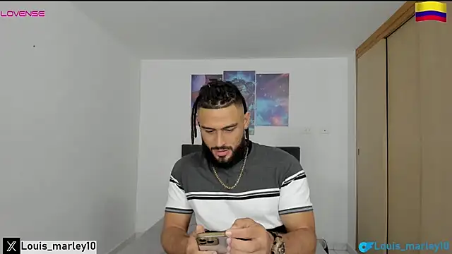 Snapshot of Louis_marley__ chatting on 01.09.25 Louis marley online show from 01.09.25
