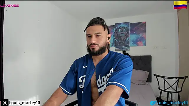 Snapshot of Louis_marley__ chatting on 01.13.25 Louis marley online show from 01.13.25