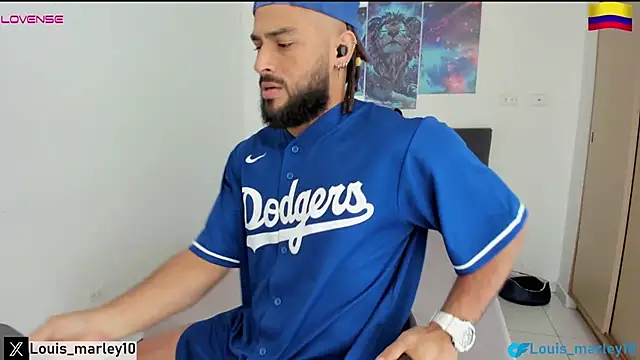 Snapshot of Louis_marley__ chatting on 01.13.25 Louis marley online show from 01.13.25