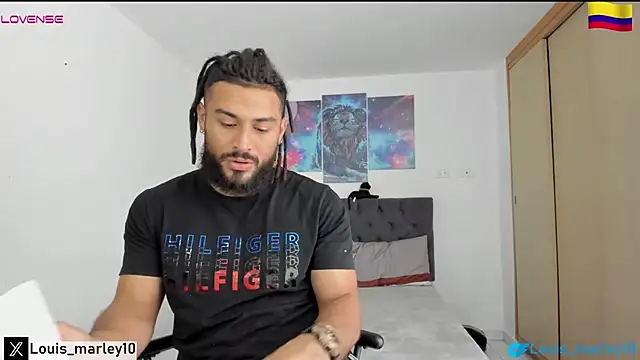 Snapshot of Louis_marley__ chatting on 02.04.25 Louis marley online show from 02.04.25