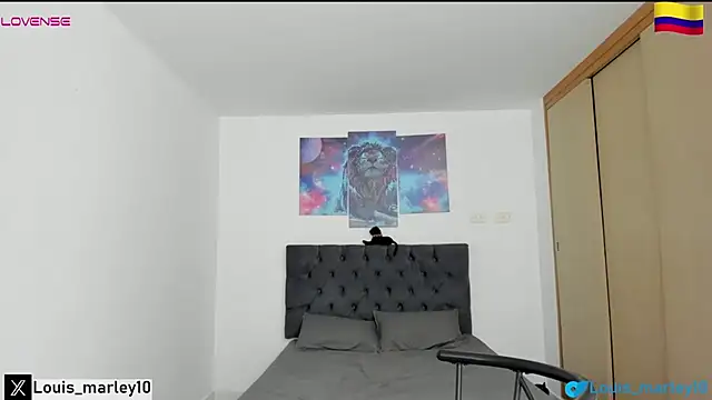 Snapshot of Louis_marley__ chatting on 02.12.25 Louis marley online show from 02.12.25