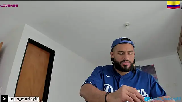 Snapshot of Louis_marley__ chatting on 02.27.25 Louis marley online show from 02.27.25