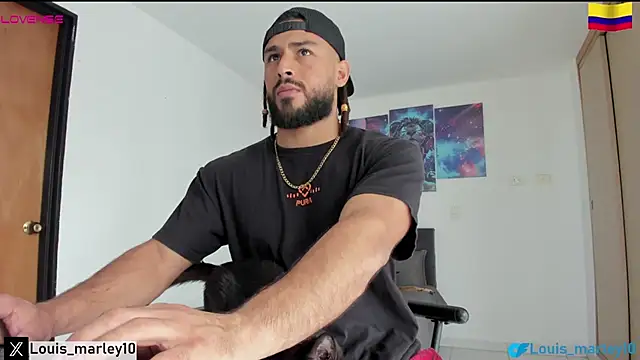 Snapshot of Louis_marley__ chatting on 03.20.25 Louis marley online show from 03.20.25