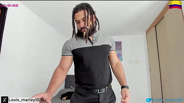 Snapshot of Louis_marley__ chatting on 11.04.25 Louis marley online show from 11.04.25