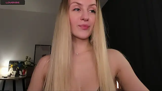 Alice Dias online show from 03.14.25