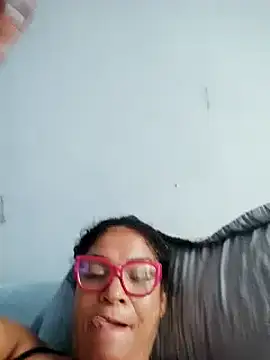Snapshot of Delicy1 chatting on 01.12.25 Delicy1 online show from 01.12.25
