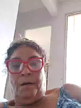 Snapshot of Delicy1 chatting on 01.15.25 Delicy1 online show from 01.15.25
