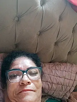 Delicy1 online show from 12.21.25