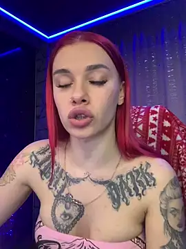 Snapshot of Queen_of_pain chatting on 01.11.25 Queen of pain online show from 01.11.25