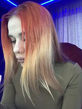 Snapshot of Queen_of_pain chatting on 02.12.25 Queen of pain online show from 02.12.25