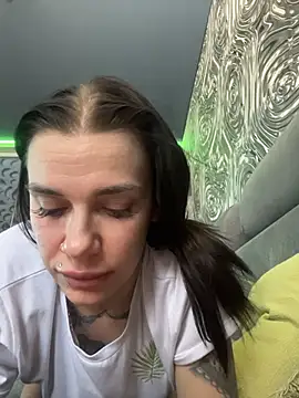 Queen of pain online show from 02.10.26