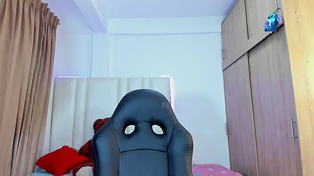 sexygirl shakira online show from 09.18.25