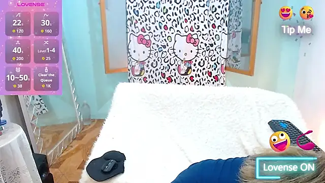 Snapshot of heidy_sweetts chatting on 09.10.25 heidy sweetts online show from 09.10.25
