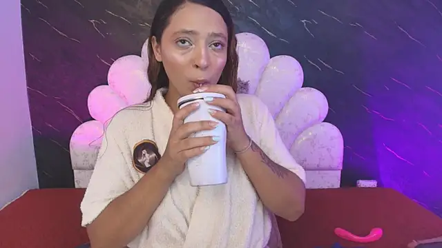  MiaBrown  online show from 04.21.26