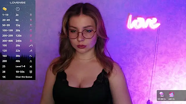 Leah Reed online show from 02.24.25