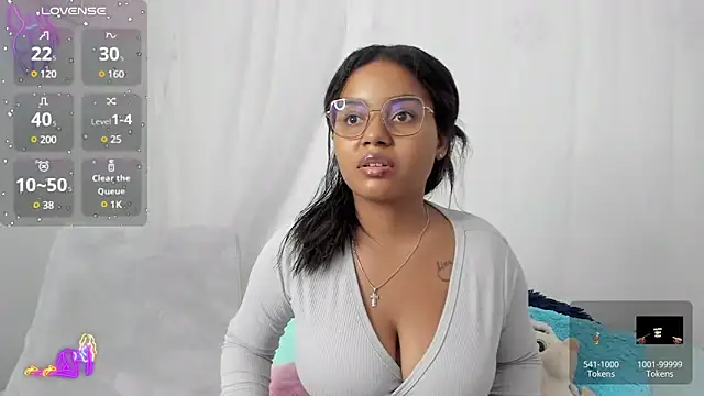 Snapshot of Aleja_DANS chatting on 02.03.25 Aleja DANS online show from 02.03.25