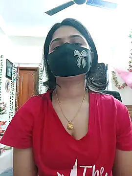 Snapshot of Suvosri chatting on 01.28.25 Suvosri online show from 01.28.25