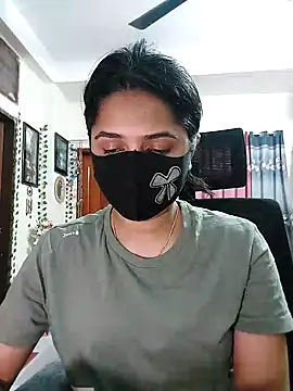 Snapshot of Suvosri chatting on 01.30.25 Suvosri online show from 01.30.25