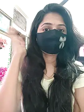 Snapshot of Suvosri chatting on 02.05.25 Suvosri online show from 02.05.25