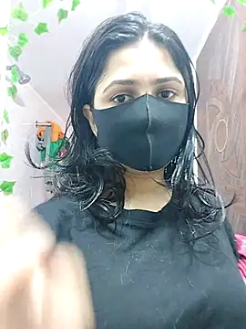 Snapshot of Suvosri chatting on 02.08.25 Suvosri online show from 02.08.25