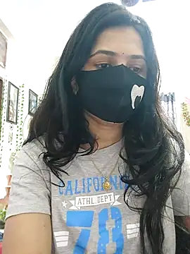 Snapshot of Suvosri chatting on 02.17.25 Suvosri online show from 02.17.25