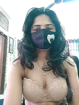 Snapshot of Suvosri chatting on 02.21.25 Suvosri online show from 02.21.25