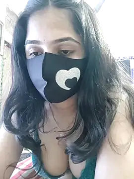 Snapshot of Suvosri chatting on 02.26.25 Suvosri online show from 02.26.25