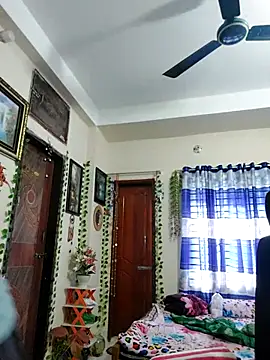 Snapshot of Suvosri chatting on 03.04.25 Suvosri online show from 03.04.25