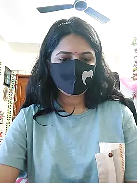 Snapshot of Suvosri chatting on 03.05.25 Suvosri online show from 03.05.25